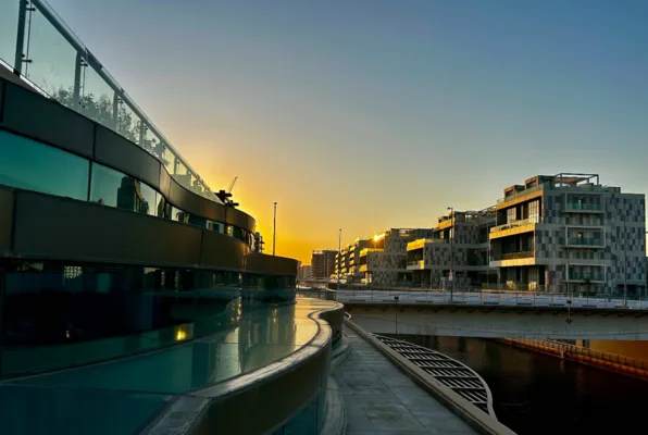 Amwaj 1