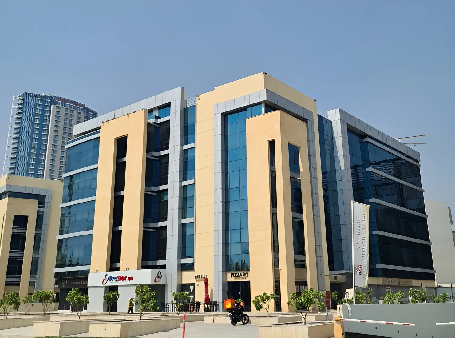 Diamond Business Centre 1