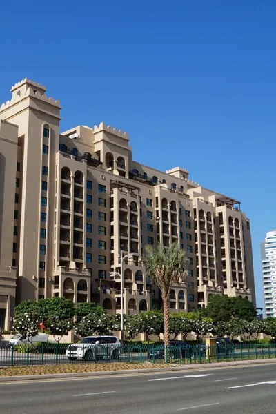 Fairmont Palm Hotel & Resort