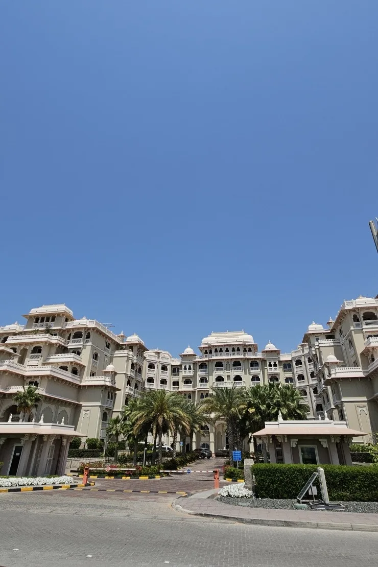 Grandeur Residences