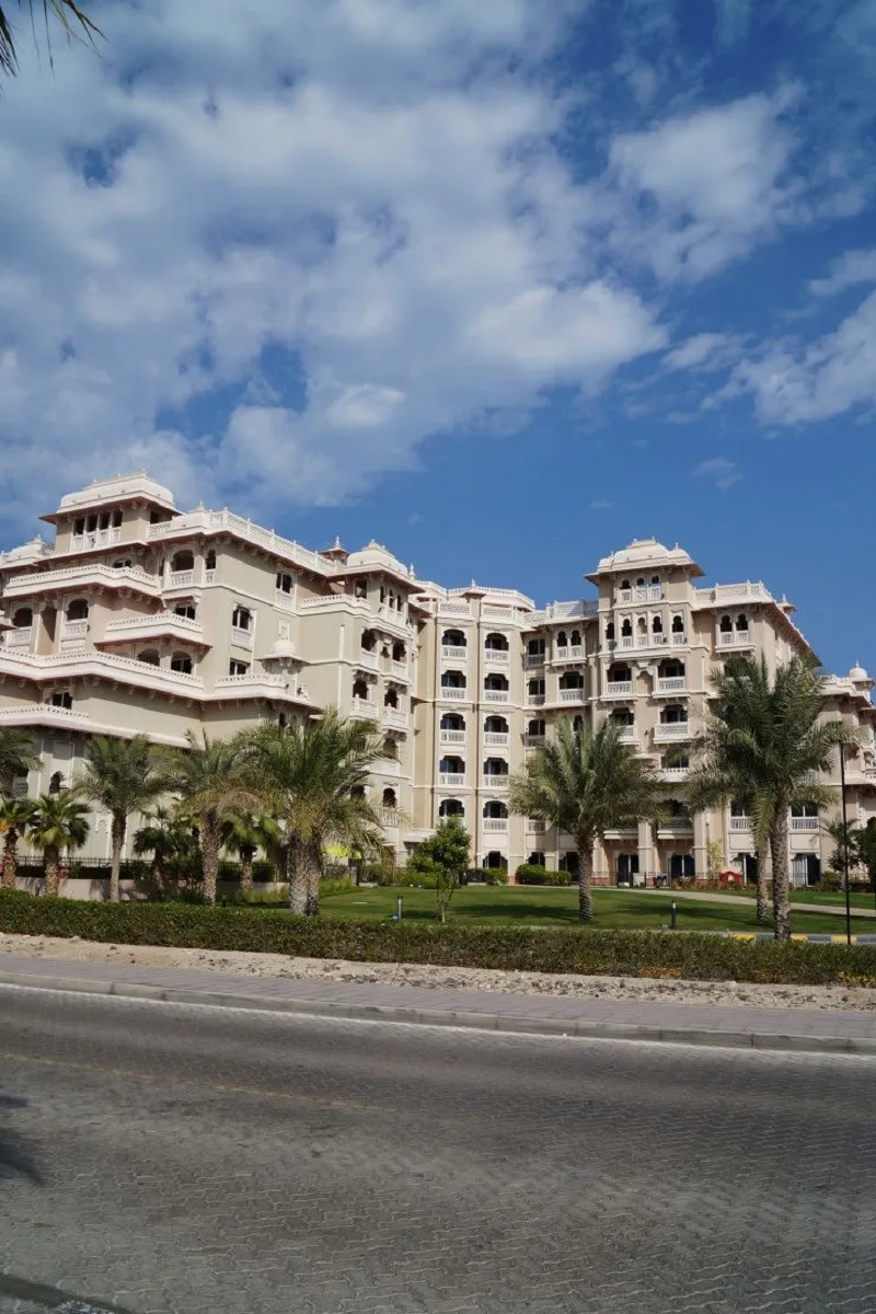 Grandeur Residences
