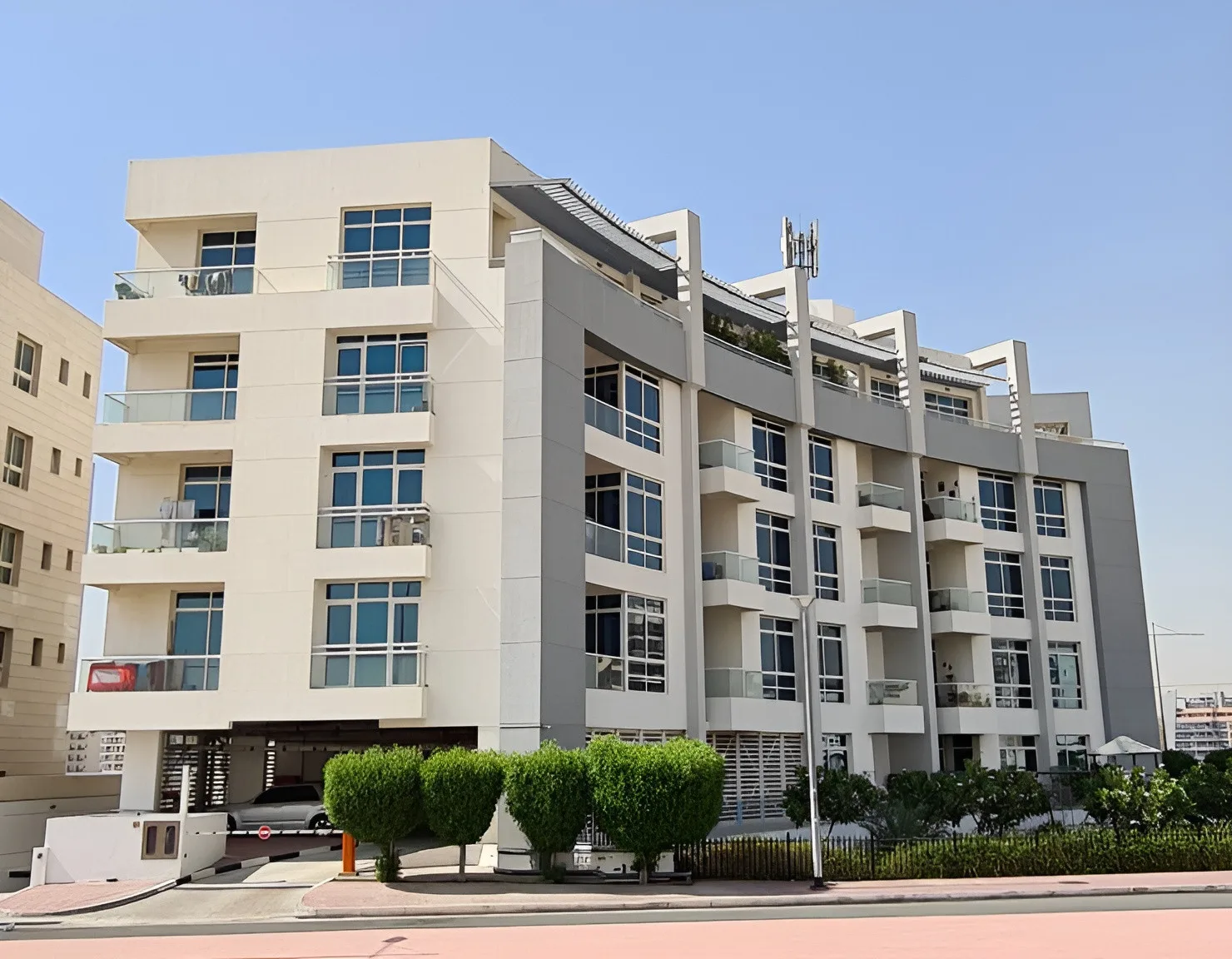 Jeera 4 International City