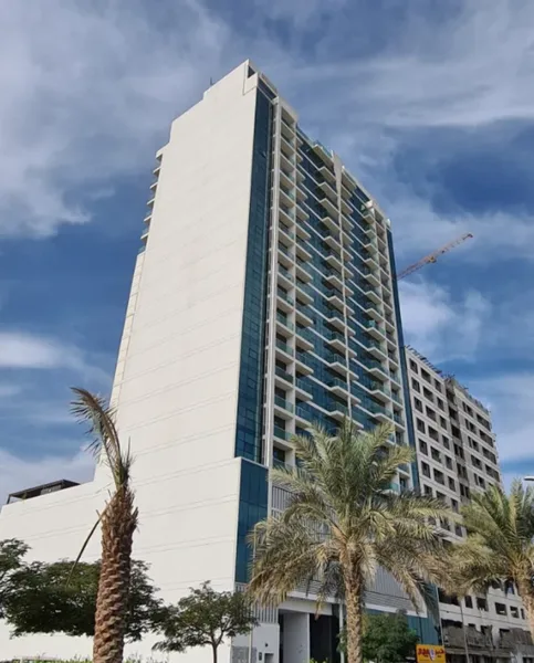 La Riviera Apartments