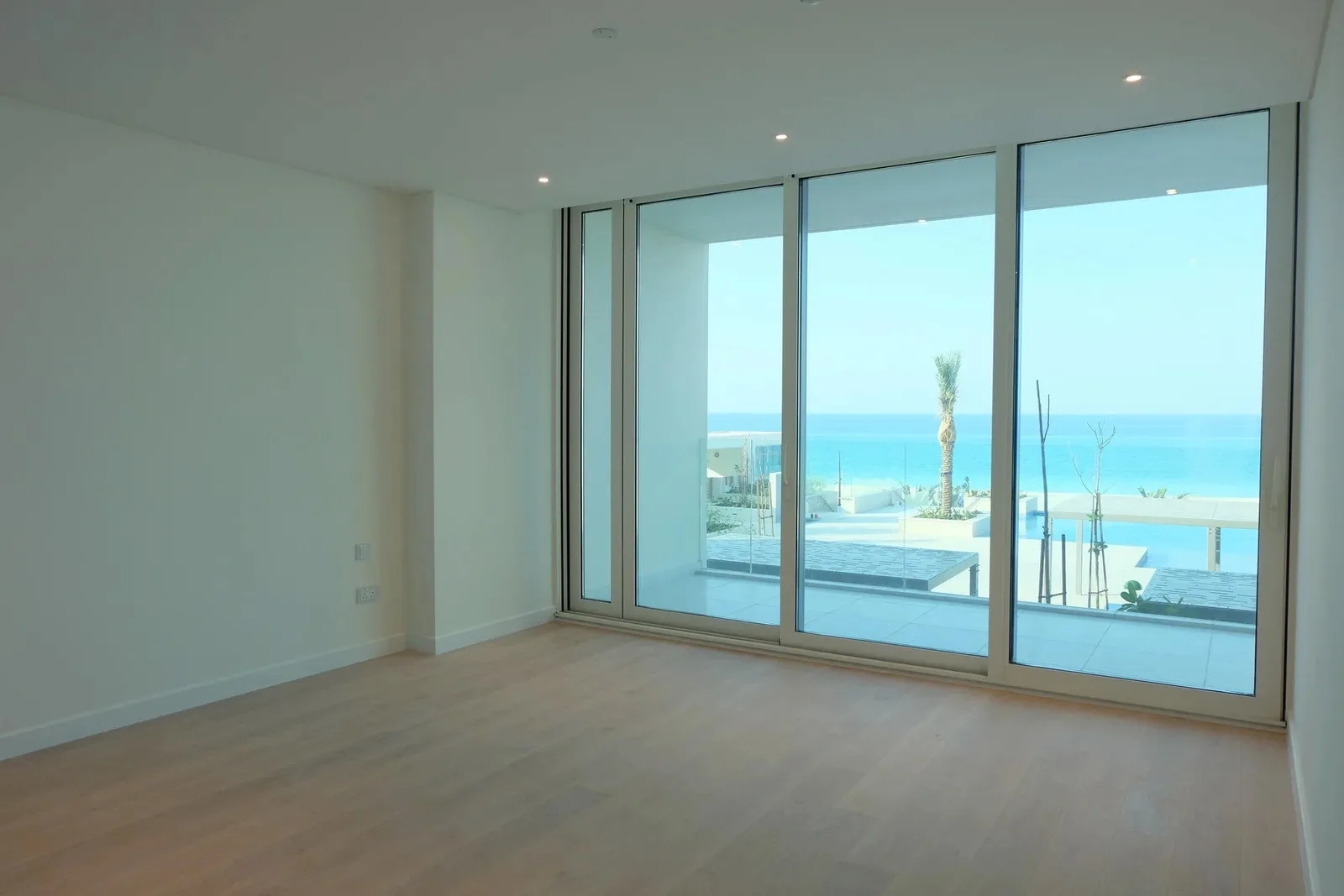 Mamsh Al Saadiyat, Plot 3