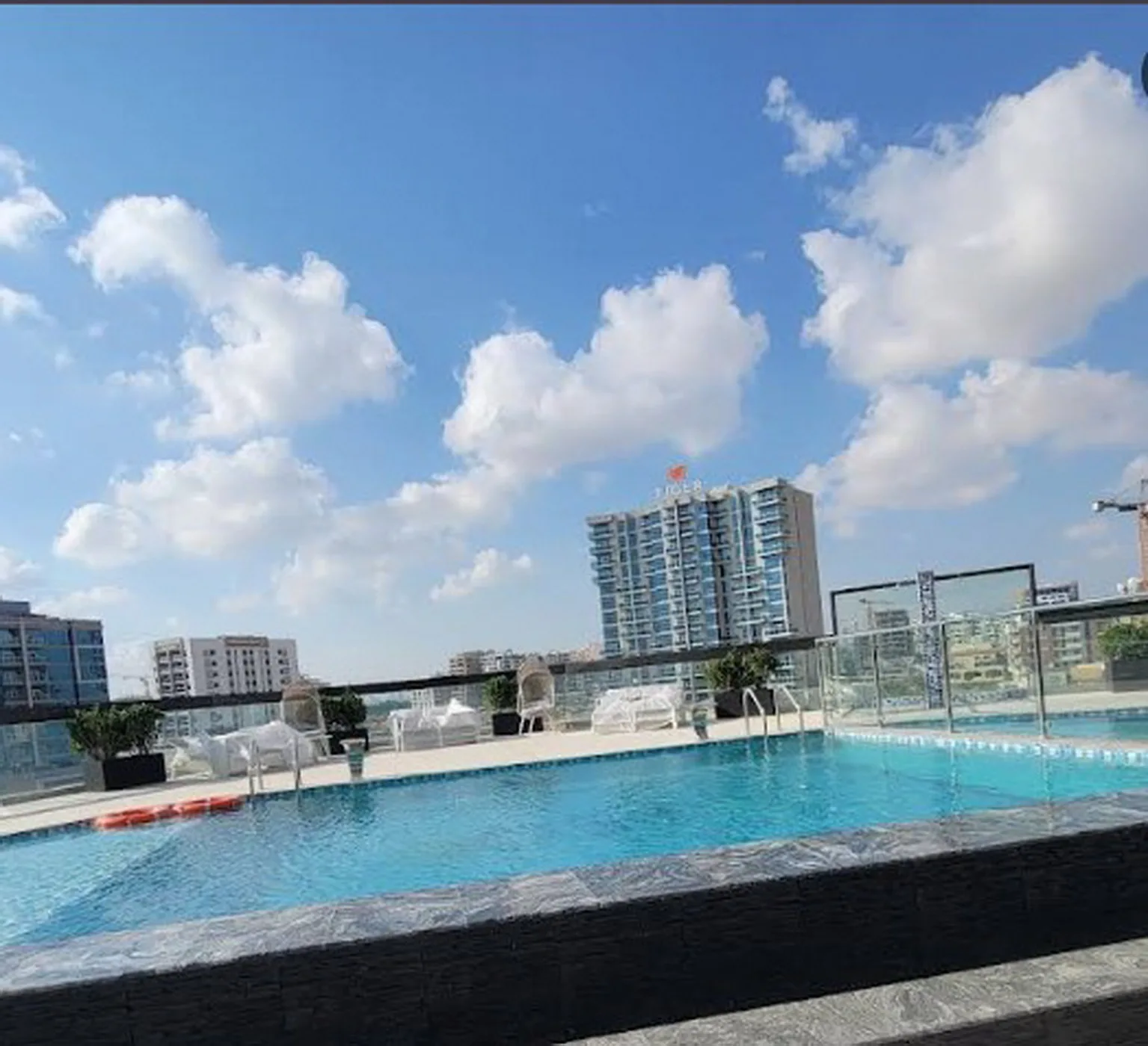 Ost Tower 11