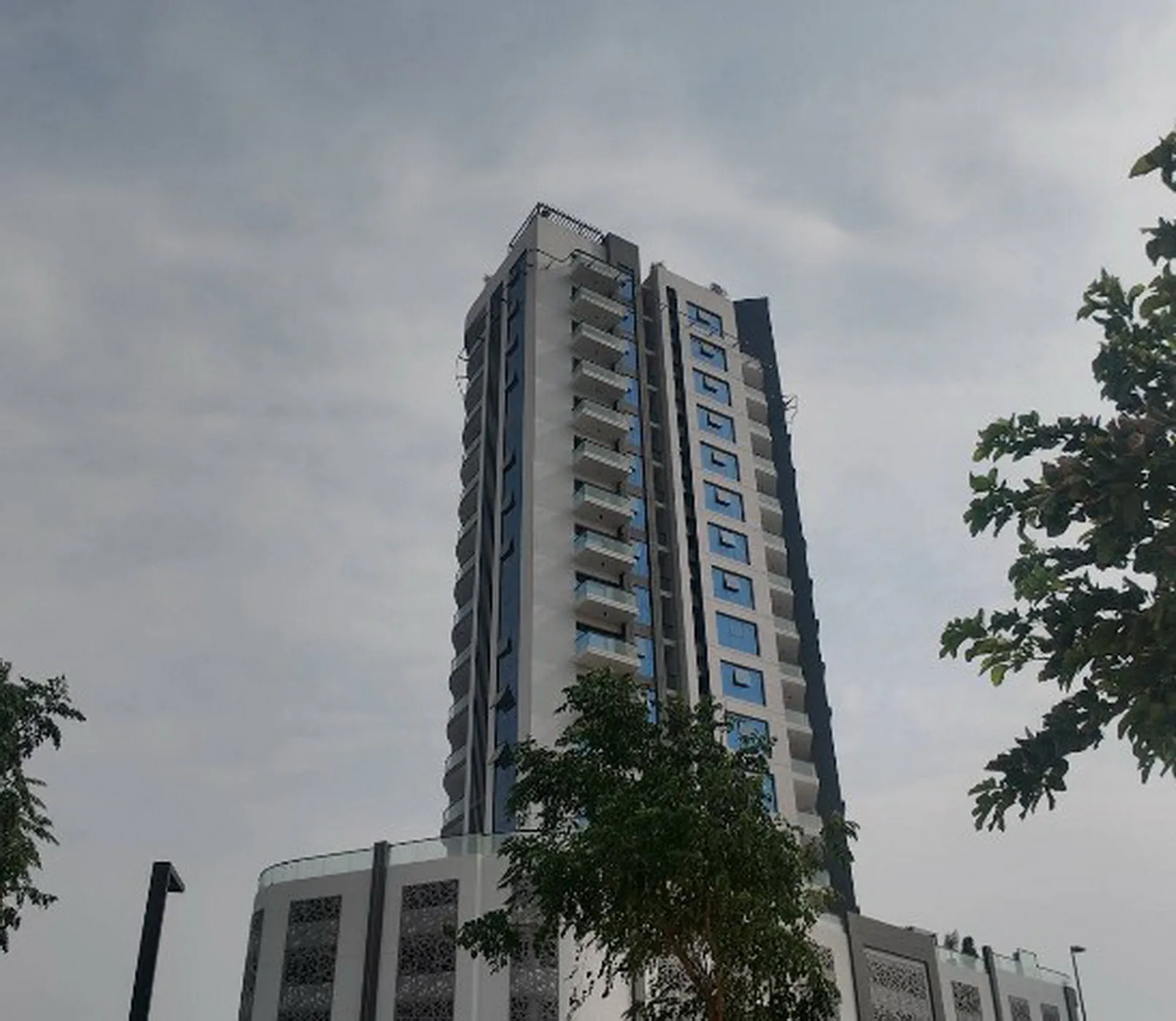Ost Tower 11