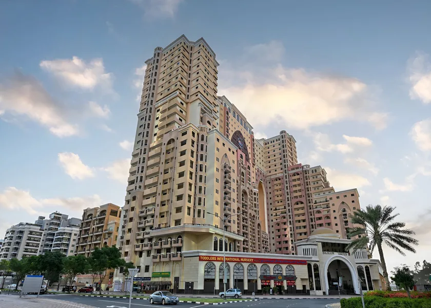 Silicon Gate 1