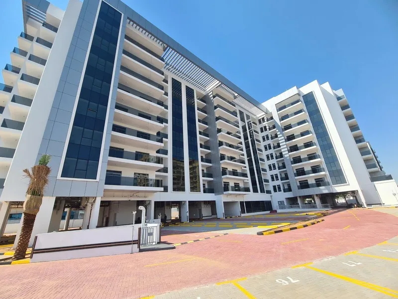 Topaz Residences 2
