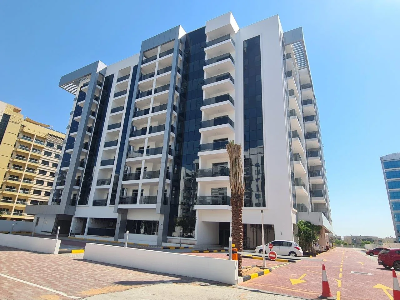 Topaz Residences 2