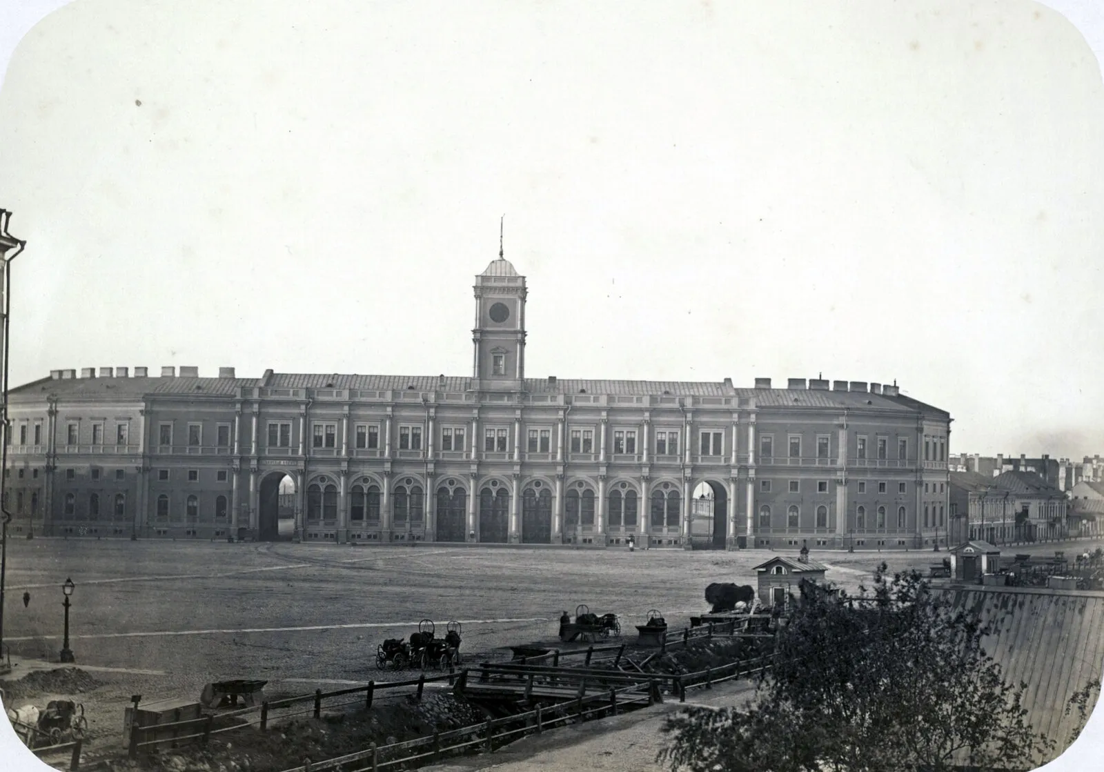 Николаевский вокзал, 1863–1864 годы. Снимок И. Гофферта