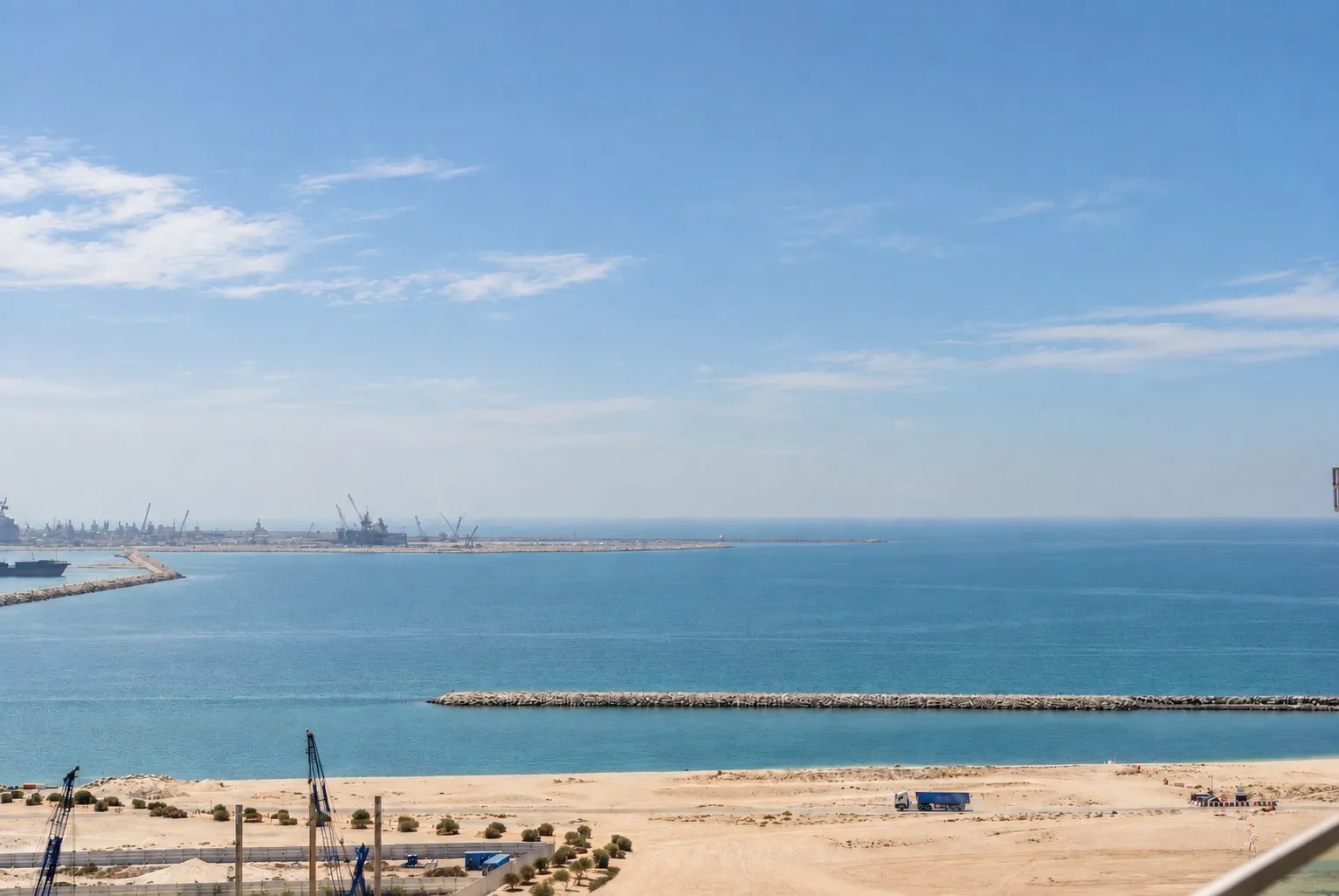 Beach Walk Residences, фото 12