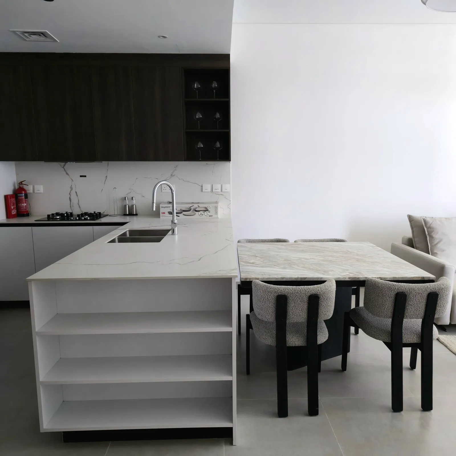 RA1N Residence, Building 1
