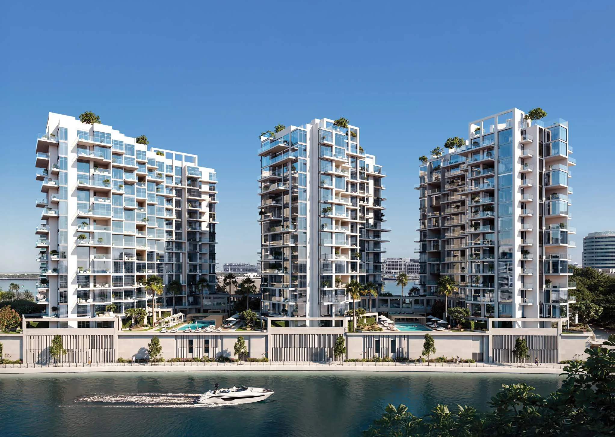 Три башни Residence 22, вид с воды