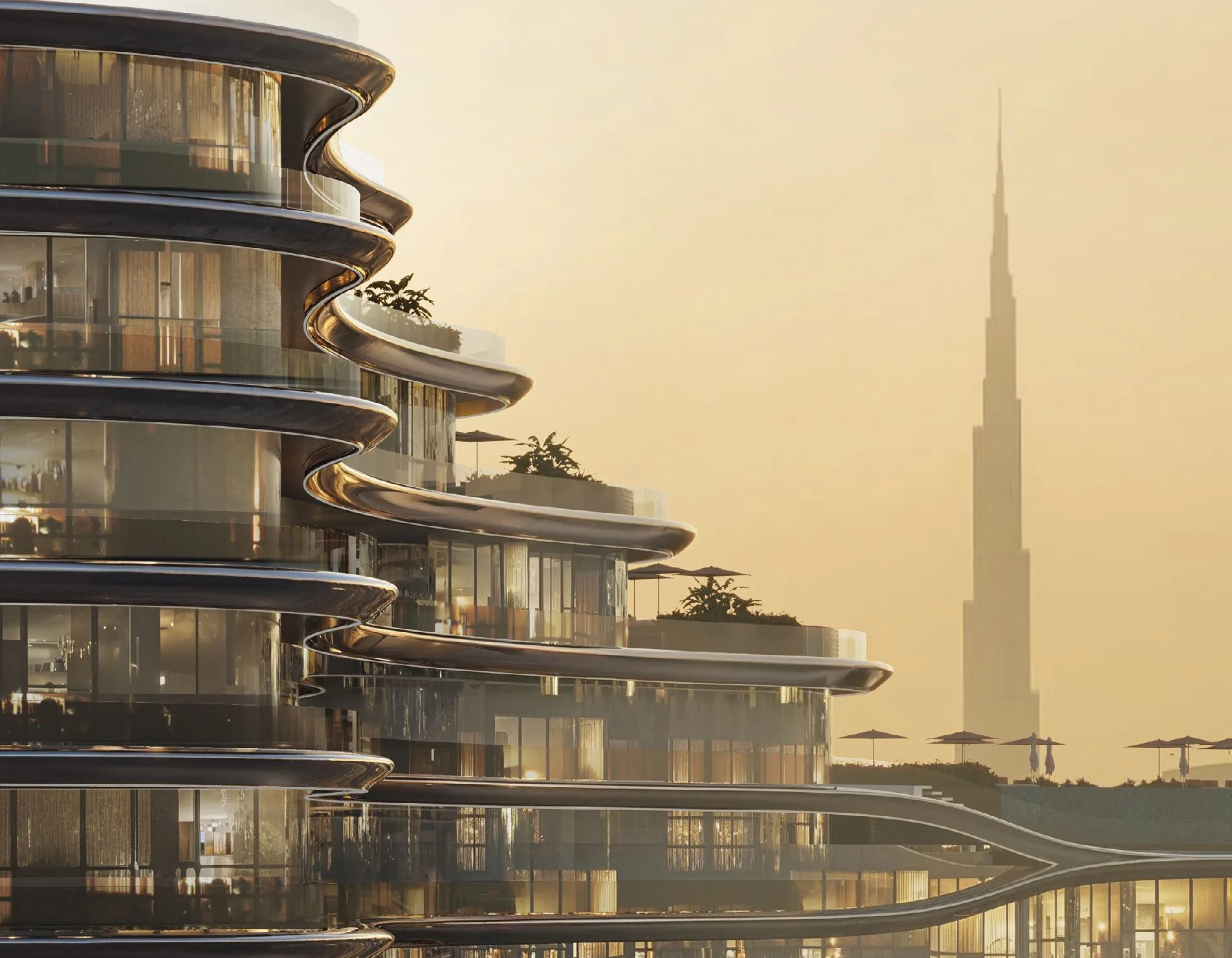 Изогнутые уступы Aquarise с террасами на фоне Burj Khalifa