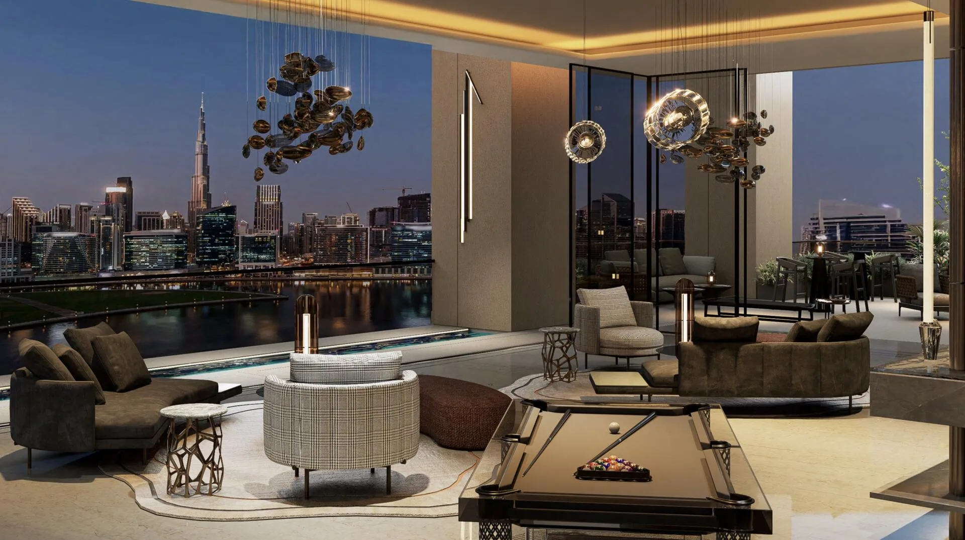 Executive Club: лаунж с диванами и видом на канал