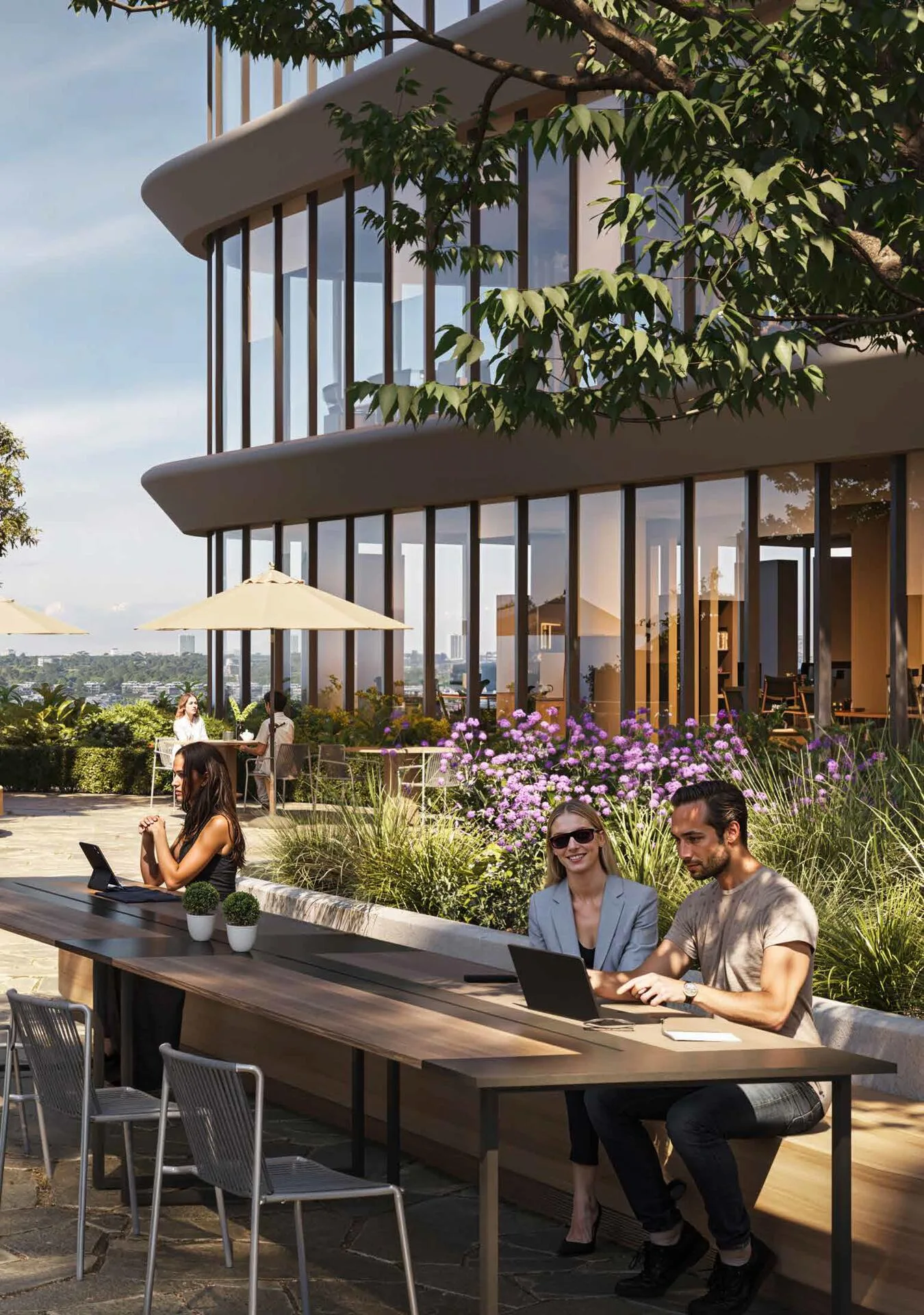 Терраса офисной башни Damac District