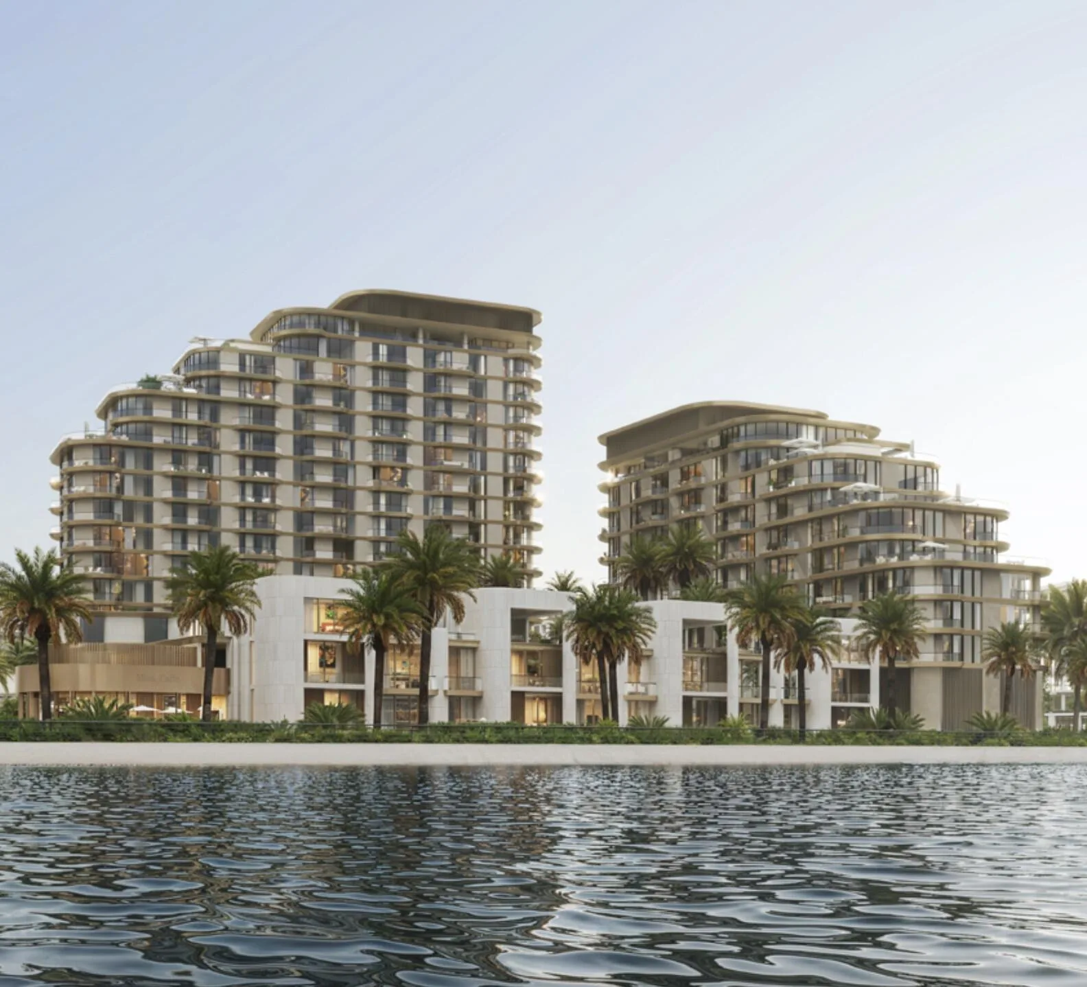 Два дома Mirasol II со стороны воды, террасы уступами