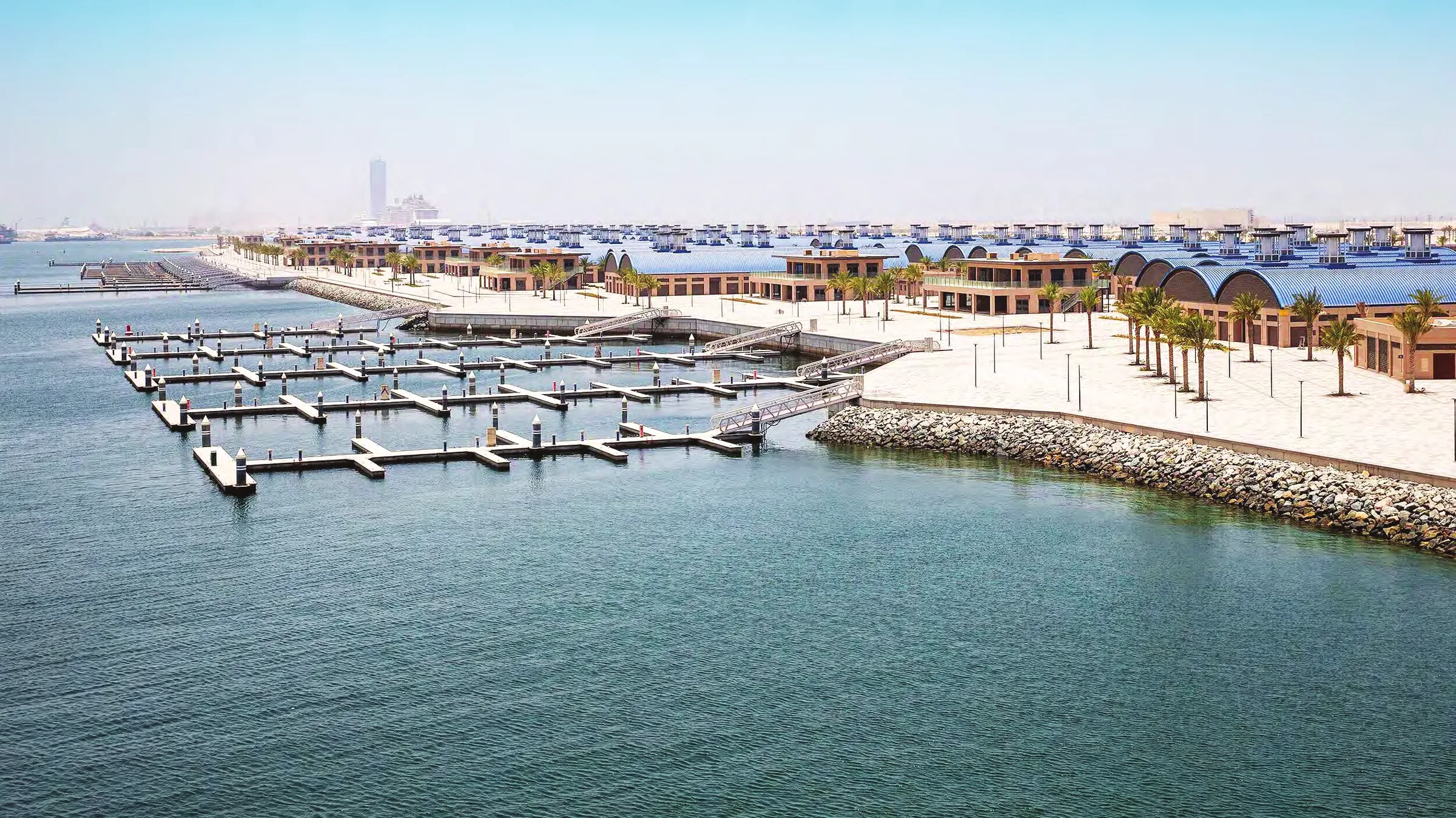 Марина Dubai Islands: причалы и набережная