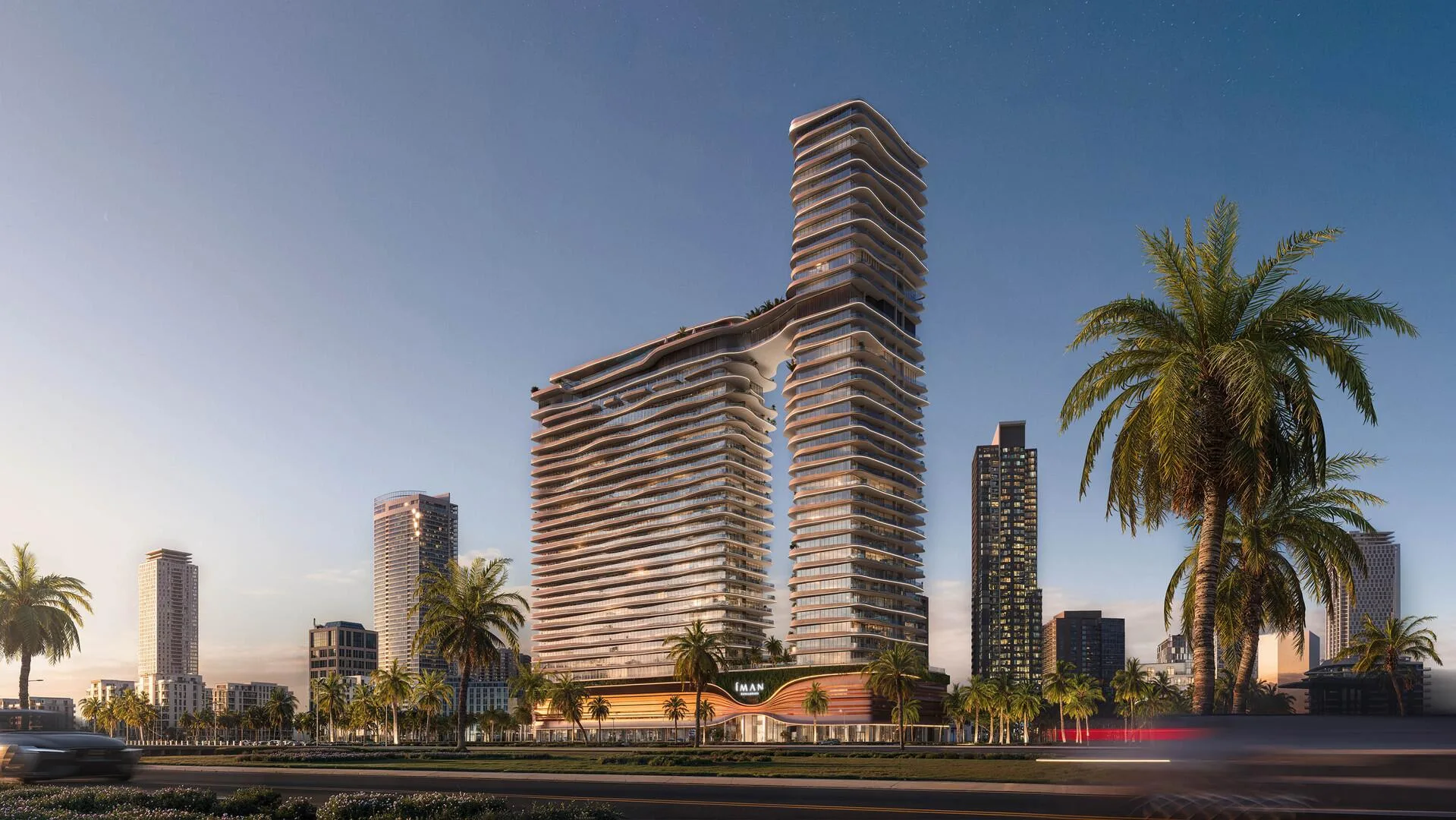 One Sky Park с улицы: башни разной высоты и пальмы
