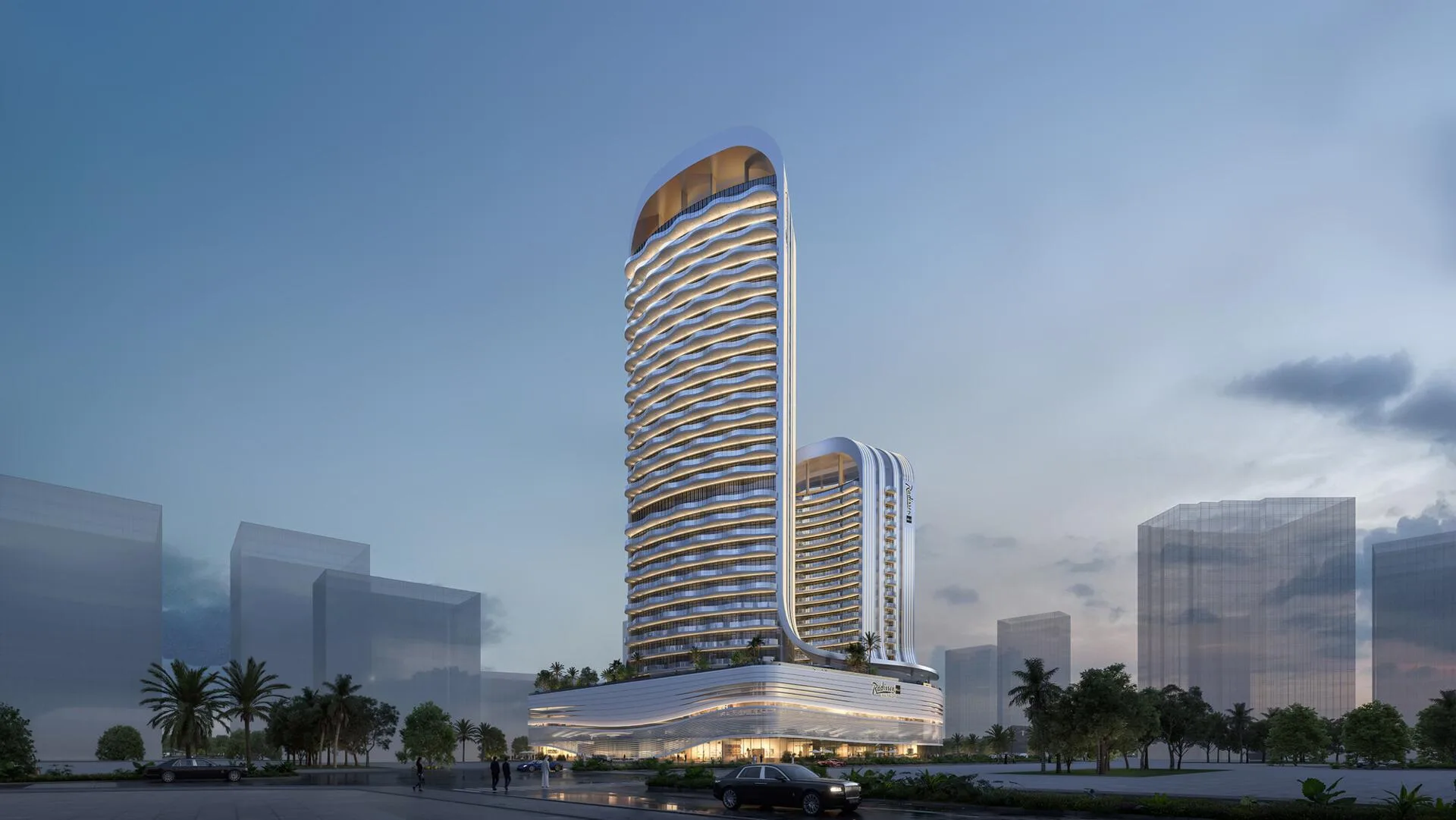 Radisson Blu RAK Central вечером с улицы