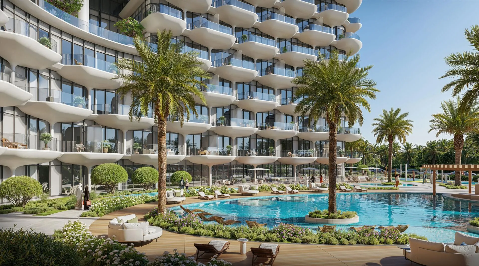 Бассейн во дворе Taj Wellington Mews днём