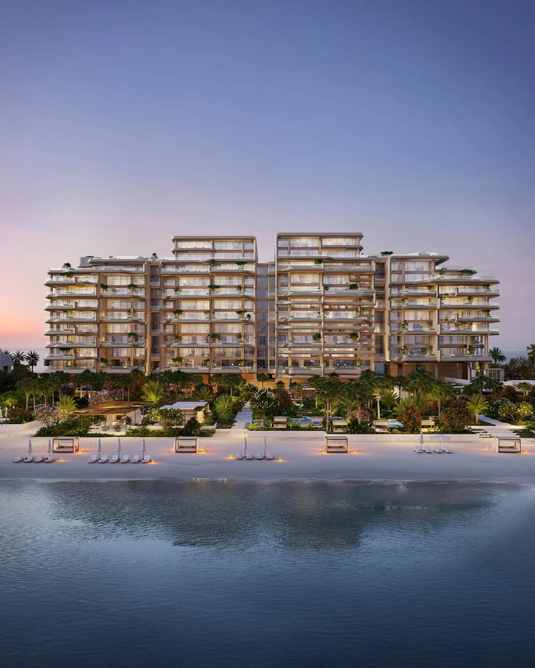 The Alba Residences над пляжем вечером